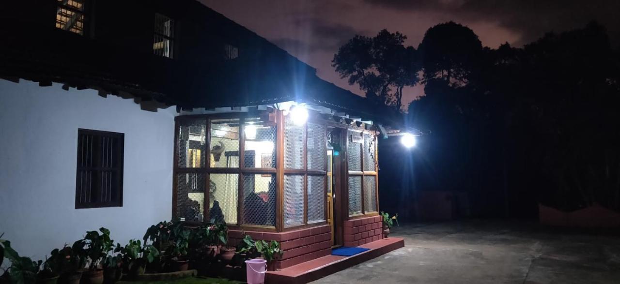 Sardar Bahadur'S Heritage Bungalow Estate Stay Napoklu Exterior foto